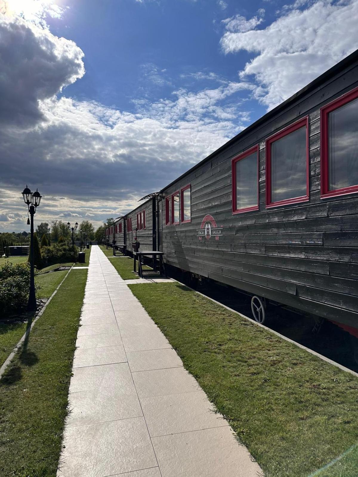 Stacja Galicja - Nocleg W Pociagu Blisko Energylandia Zator Exterior foto